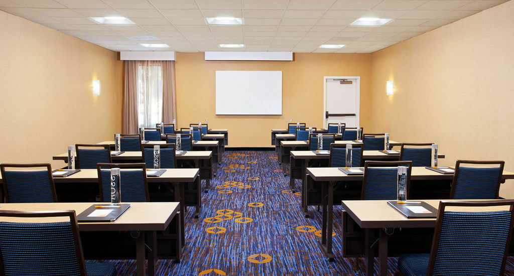 Courtyard By Marriott Los Angeles Hacienda Heights Orange County Bagian luar foto